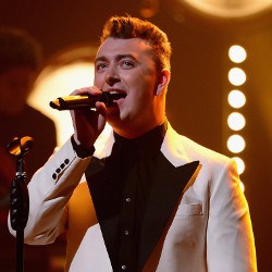 Sam Smith Bantah Garap Soundtrack Film Baru James Bond