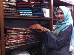 Bukan Hanya Fashion Show, Ini Misi Lain yang Dibawa Dian Pelangi ke Amerika