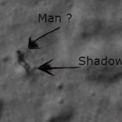 Google Moon Rekam Penampakan Alien di Bulan?