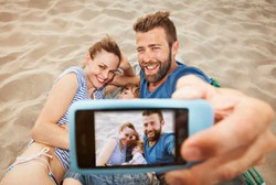 Ragam Selfie Aneh yang Nyerempet Gangguan Jiwa, Termasuk Selfie Bugil