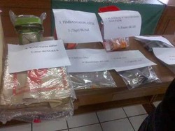 Polisi Gelar Barang Bukti Penggerebekan Narkoba di Unas