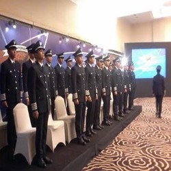 Pilot Lulusan Indonesia Ada yang Jadi Sopir Taksi