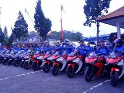 Touring Merdeka Yamaha R25
