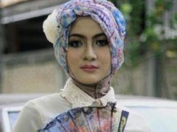 Hijab Hunt 2014: Latifah Nur Muslimah Presenter TV Cantik Asal Jogja
