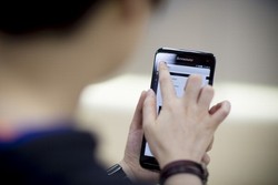 Lenovo Kini Jual Lebih Banyak Ponsel Ketimbang PC