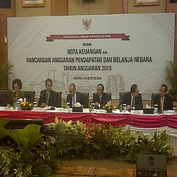 Para Menteri Ekonomi Kumpul di Kantor Pajak Jelaskan RAPBN 2015