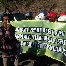 Demo di Pintu Masuk Suramadu, Massa Ampesda Tuntut Pilpres Diulang