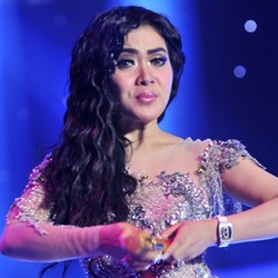 Rambut Ikal Syahrini, Love It or Leave It?