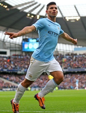 Aguero Teken Kontrak Baru dengan City