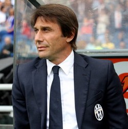 Conte Sangat Senang Dipercaya Melatih Italia