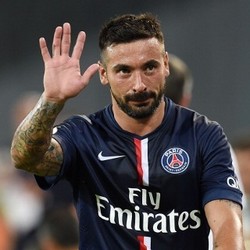 Lavezzi Menuju Pintu Keluar PSG