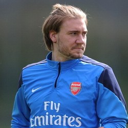 Bendtner Berlabuh di Wolfsburg