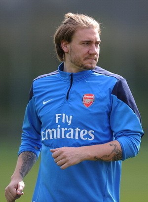 Bendtner Berlabuh di Wolfsburg