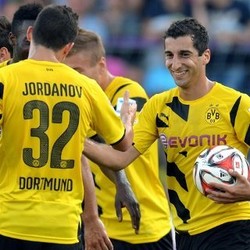 Tiga Besar Jadi Target Dortmund