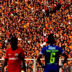 Suporter Berulah, Persija Didenda Komdis Rp 75 Juta