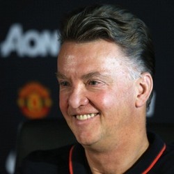 Tak Bisa Turunkan Skuat Terbaik di Laga Perdana, Van Gaal Tetap Pede