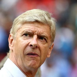 Arsenal Belum Tuntas Belanja, Wenger Prioritaskan Bek Tengah