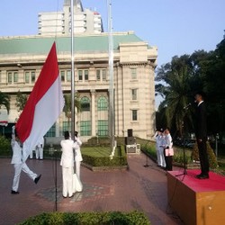 Dahlan Iskan dan Bos BUMN Gelar Upacara 17 Agustus