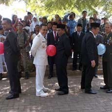 Serunya Lomba Balon Koalisi dan Paku Harmonis di Banyuwangi