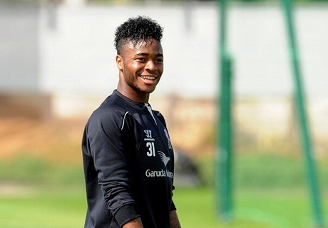 Ingin Dongkrak Performa Sterling, Rodgers Siapkan Kontrak yang Pas