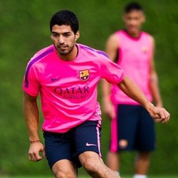 Enrique Isyaratkan Turunkan Suarez Saat Hadapi Leon