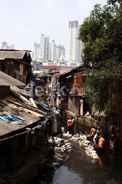 Kali Krukut Dilebarkan, Warga yang Tergusur Akan Ditempatkan di Rusun