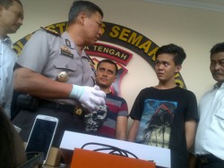 Kuras Isi Kartu Debit yang Tertinggal di Hotel, 2 Resepsionis ini Dibekuk