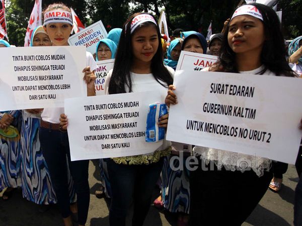 Pendukung Prabowo Kembali Demo MK