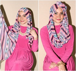 Tutorial Hijab Pashmina untuk Hangout Ala Juara Ketiga Hijab Hunt 2014