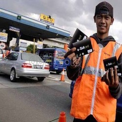 Akhir 2014, Bayar Tol Tak Hanya Pakai e-Toll Card