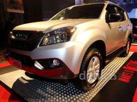 Isuzu MU-X Diluncurkan