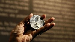 6 Kerabatnya Tewas di Gaza, Pria Belanda Kembalikan Medali dari Israel