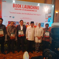 Hanya Tidur 3 Jam Sehari, Wamenag Luncurkan 5 Buku Sekaligus