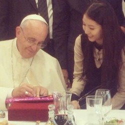 BoA Senang Bisa Bertemu Langsung dengan Paus Fransiskus