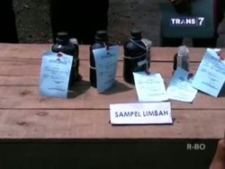 Polda Metro Gerebek Gudang Tempat Pengolahan Oli Bekas