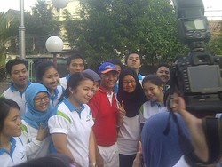 Dahlan Iskan Senam Pagi Bersama Ratusan Pegawai Perumnas