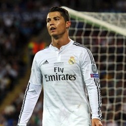 Ronaldo Penebar Teror ke Gawang Atletico