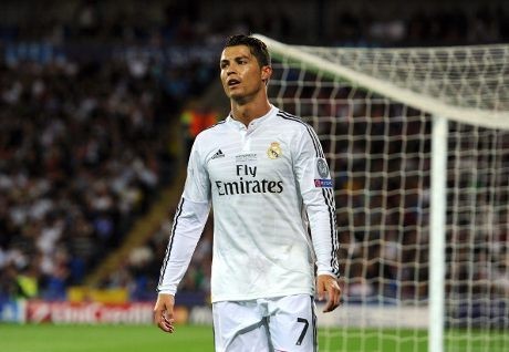 Ronaldo Penebar Teror ke Gawang Atletico