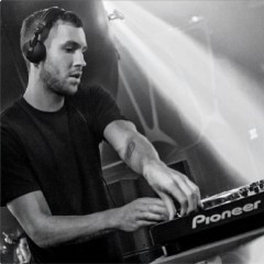 Calvin Harris Kembali Jadi DJ Berpenghasilan Terbesar di Dunia