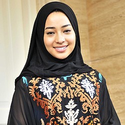 Gaya Berhijab ala Nikita Willy