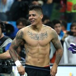 Marcos Rojo: Si Merah Bertato dari La Plata yang Bersinar di Piala Dunia Marcos Rojo: Si Merah Bertato dari La Plata yang Bersinar di Piala Dunia