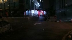 Kawat Berduri Direntangkan di Sekitar Gedung MK