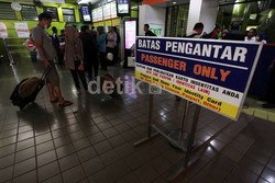 Akses ke Gambir Terbatas, Penumpang KA Luar Kota Bisa ke Jatinegara