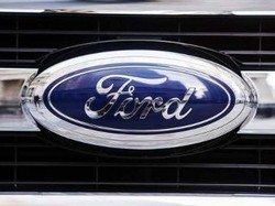 Ford Kembangkan Pesaing Toyota Prius Hybrid