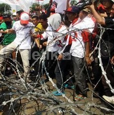 Polisi Tak Tahan 4 Pendukung Prabowo