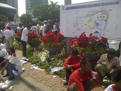 Taman Dirusak Massa Prabowo, Ahok Tuntut Ganti Rugi ke Penanggung Jawab Demo