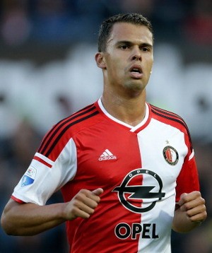 Feyenoord Imbang, PSV Menang