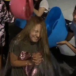 Hyoyeon SNSD Tantang Lee Soo Man untuk Ice Bucket Challenge
