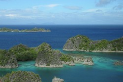 Asyik! Bukit Pianemo di Raja Ampat Sudah Dipasang Tangga