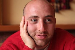 Atas Nama Seni, Badasyan Bercinta Setiap Hari dengan Orang Asing